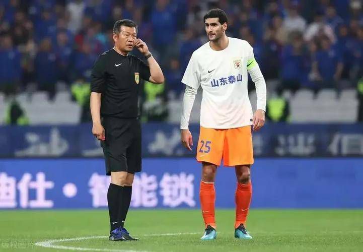 对阵西汉姆将是一场艰苦的比赛，但希望我们能获胜，再一次走进温布利。